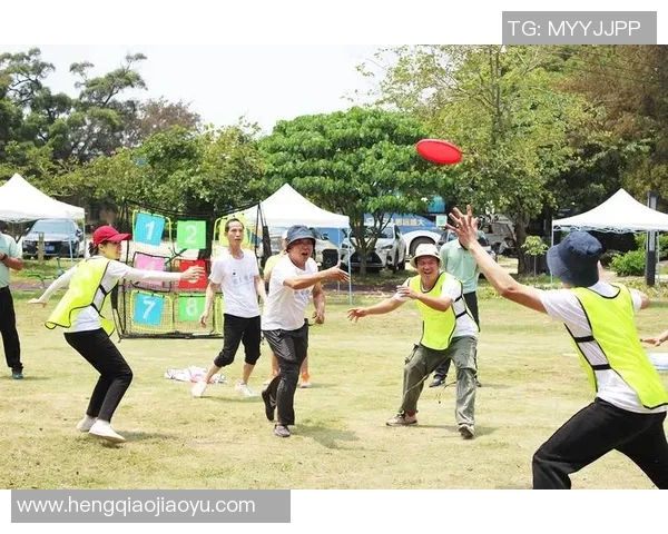 飞盘战术解析：深圳飞盘队如何运用包夹体系提升比赛胜率